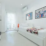 Holi - Bright&comfy Intrastevere 아파트 *